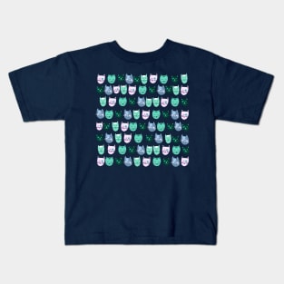 Green cats in a row pattern Kids T-Shirt